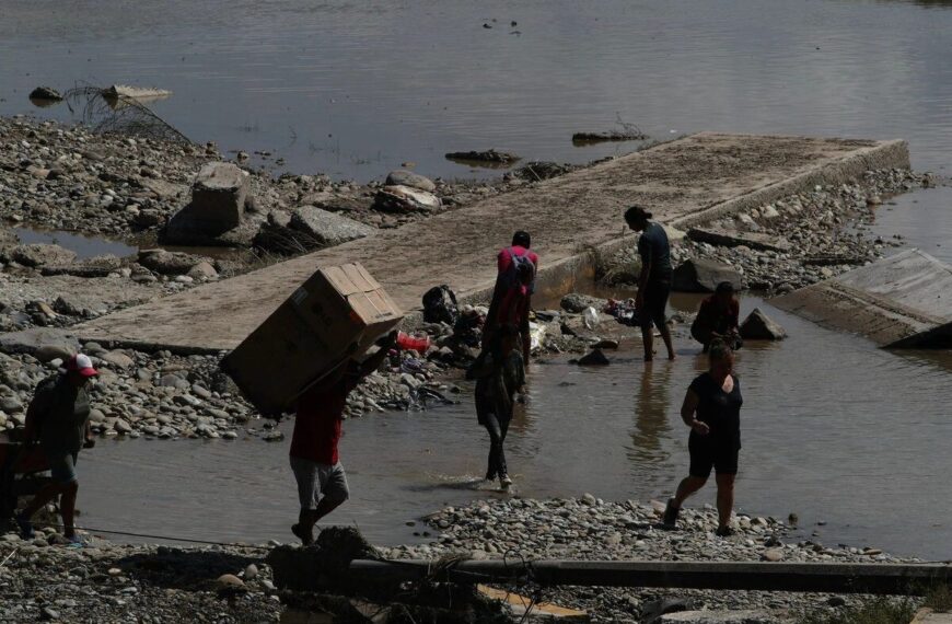 Gobiernos de otros países se solidarizan con México por decesos tras lluvias