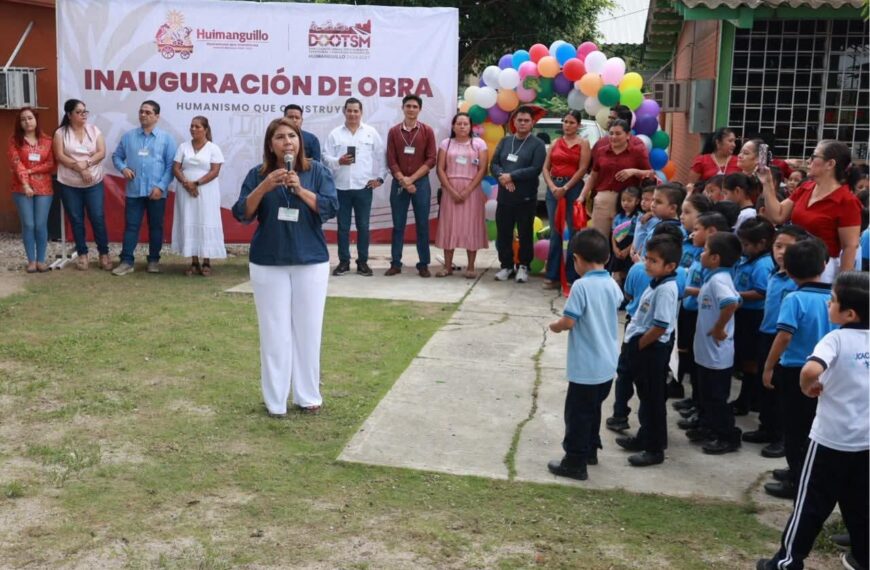 Inaugura Mari Luz Velázquez Jiménez nuevo desayunador en la Primaria Pedro C. Colorado del poblado C-26