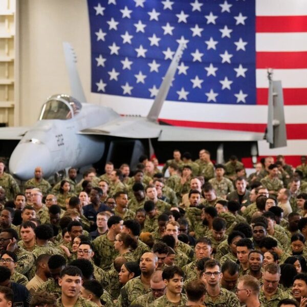 Ordena Trump iniciar pruebas de armas nucleares de EU