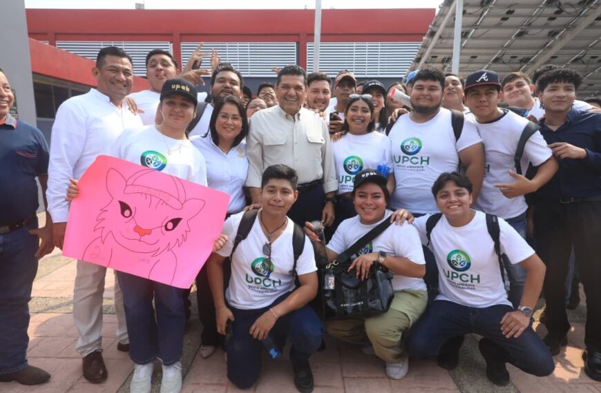 Supervisa Javier May construcción de primera etapa del Laboratorio de Análisis Clínicos Multidisciplinario de la UPCH
