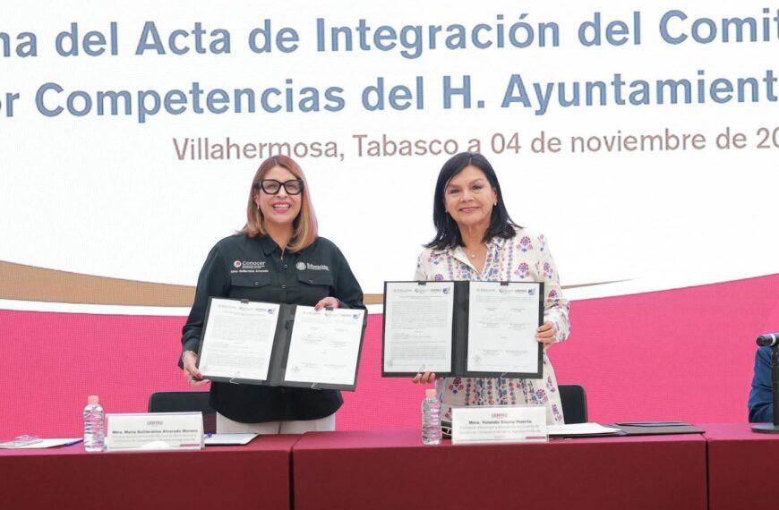 Yolanda Osuna instala el Comité de Gestión de Competencias de Centro