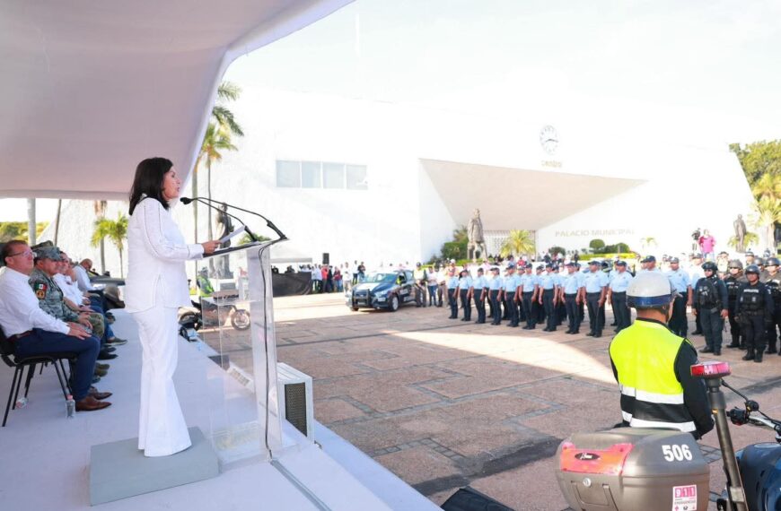 Centro fortalece seguridad: dona 50 unidades y equipo táctico a la SSPC