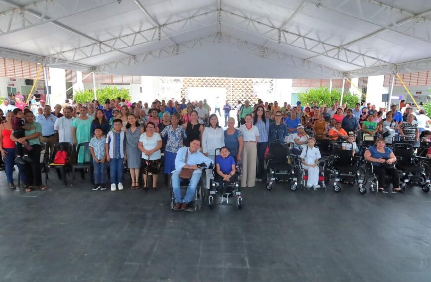 Reafirma Yolanda Osuna su compromiso con la inclusión al entregar 269 apoyos funcionales