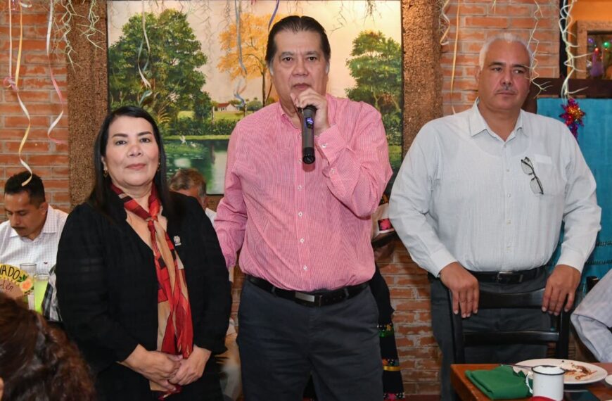 Reconoce rector de la UJAT aportes de los profesores de la DAIA