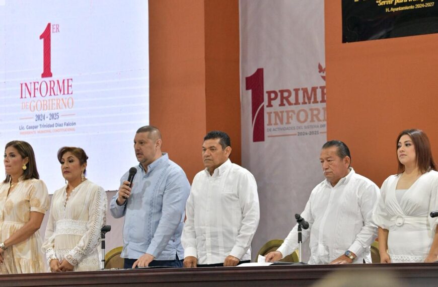 Respalda Javier May logros y avances alcanzados en Macuspana, donde este año se invirtieron 215 millones de pesos en 152 obras