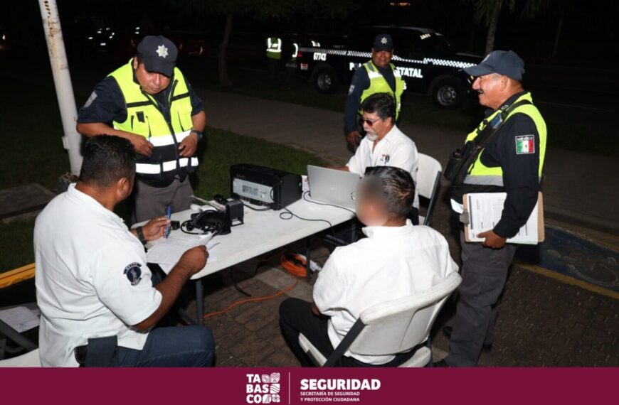 Realiza PEC Operativo Alcoholímetro