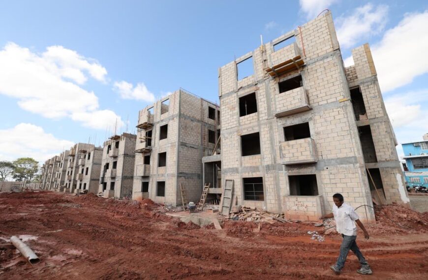 Será 2026 año de la vivienda y el empleo en Tabasco: Javier May