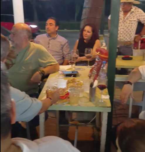 Gran éxito la Primera Gran Noche Bohemia en Café Quillos