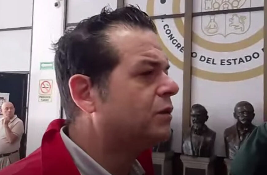 Exigen reubicación de escuela cercana a Refinería Olmeca en Dos Bocas