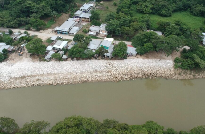 Conagua desarrolla acciones para reducir riesgos de inundaciones en beneficio de más de 21 mil habitantes de Tabasco