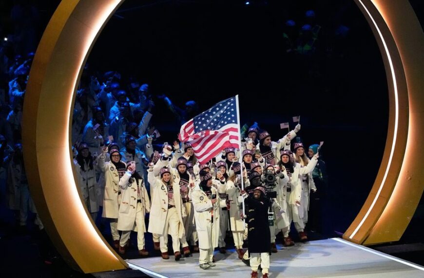 Ovacionan a delegación de EE. UU. en Milán-Cortina 2026; abuchean al vicepresidente JD Vance