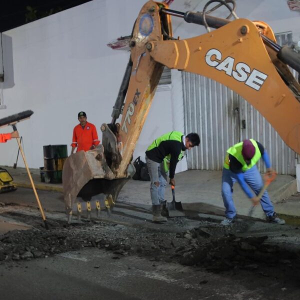 Avanzan trabajos nocturnos de mantenimiento en Avenida Mario Brown