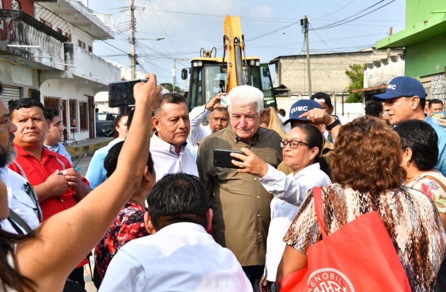 Suma de esfuerzos del gobierno estatal y municipal transforma Cárdenas; atestigua José Ramiro López Obrador inicio de obras urbanas en este municipio