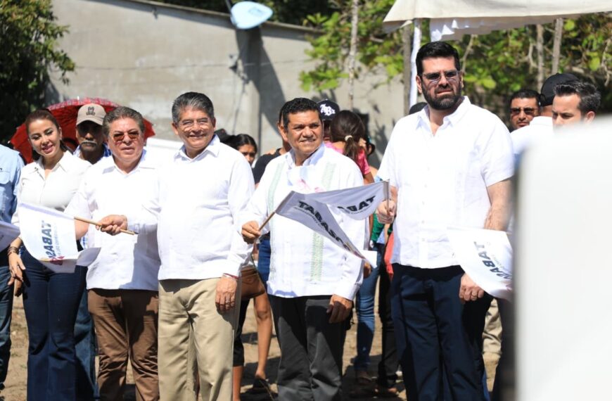 Inicia Gobierno del Pueblo rescate de carretera costera olvidada por décadas