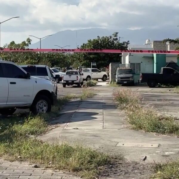 Asesinan en Colima a familiares de Mario Delgado; abaten a tres presuntos atacantes