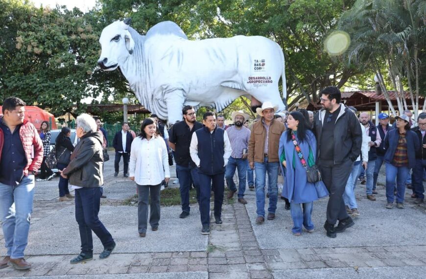 Avanza construcción del Stand Ganadero en el Parque Tabasco ‘Dora María’; Gobierno del Pueblo invertirá casi 10 mil mdp en obra pública en dos años