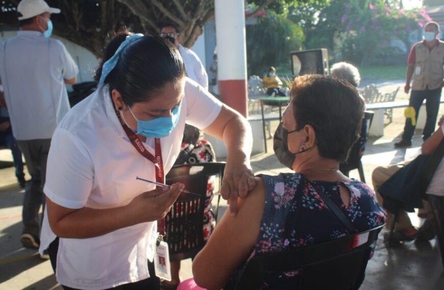 Refuerzan vacunación contra el sarampión en Tabasco este fin de semana