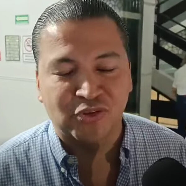 Las cúpulas de los partidos son los que se oponen a reforma laboral: Bracamonte