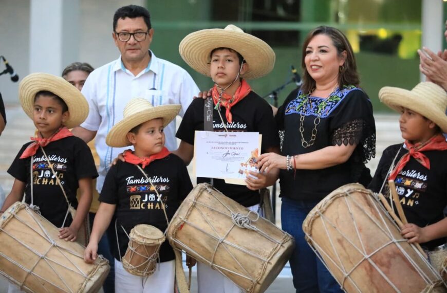 Con música autóctona, tradición y saberes, celebra Gobierno del Pueblo “Día del Tamborilero Tabasqueño”