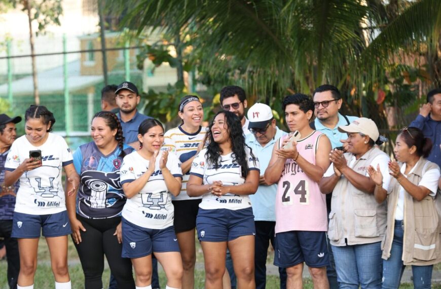 Niños, jóvenes y adultos se ponen en juego, reviviendo las canchas vecinales, gracias a Semilleros que Transforman, iniciativa convocada por el Gobierno del Pueblo