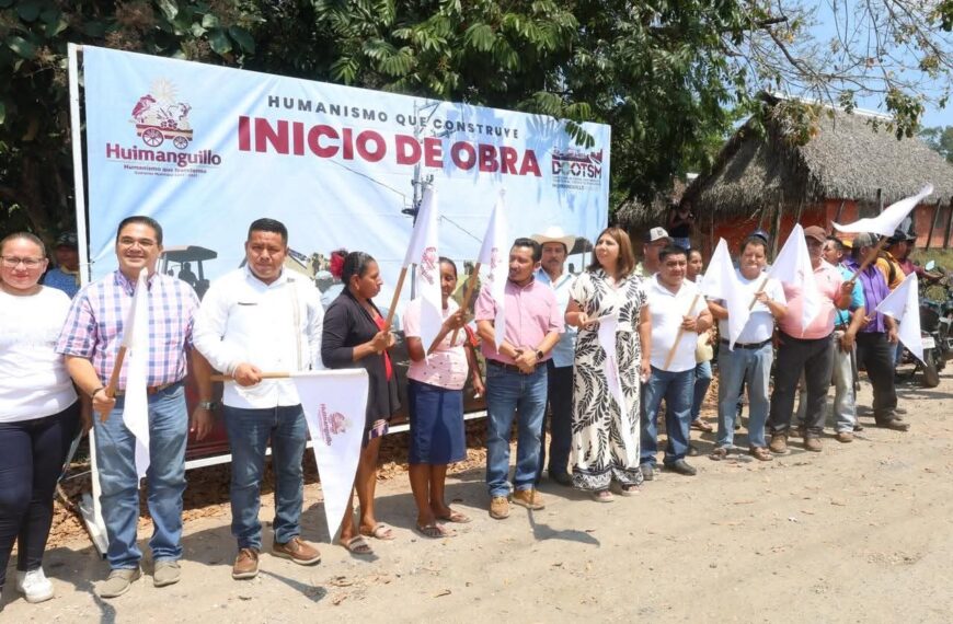 Pone en marcha alcaldesa de Huimanguillo rehabilitación de camino en ejido Gutiérrez Gómez