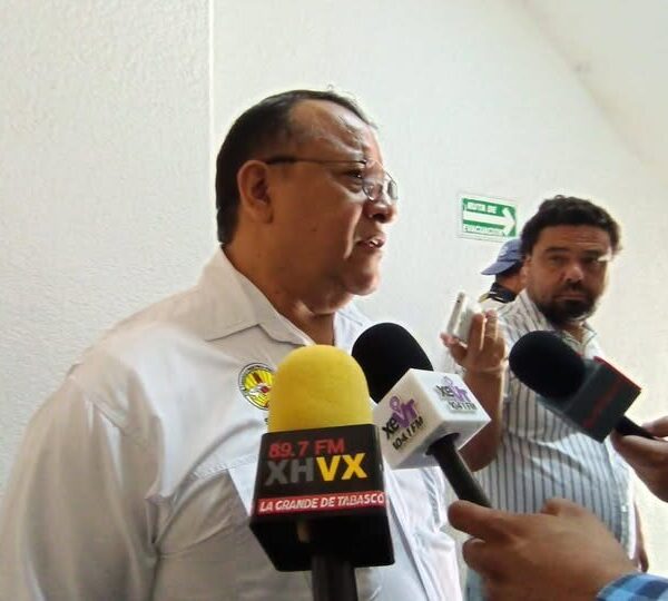 Hay que comenzar a pedir el 8% de cuota sindical en ISSET: René Ovando