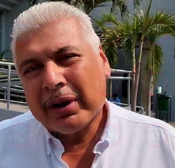 De 50 taxis rosas, sólo 10 son conducidos por mujeres