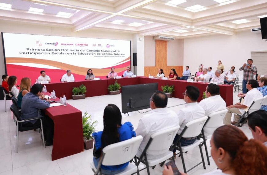 Impulsa Yolanda Osuna acciones entre autoridades y la sociedad para fortalecer el sistema educativo