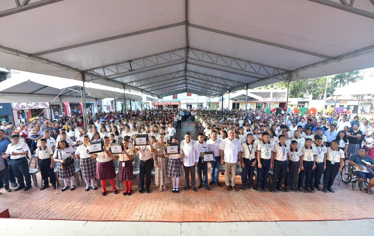 2,589 estudiantes de secundaria cuentan con mejores herramientas para su aprendizaje