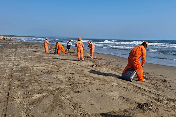 Recolectan 894.2 toneladas de hidrocarburo en el litoral
