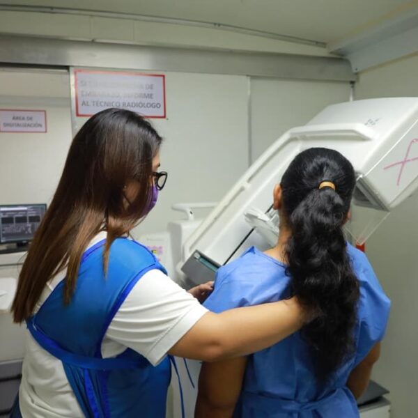 Fortalece Centro la salud preventiva con mayor tecnología en equipamiento de la Unidad de Mastografía