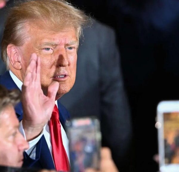 Trump amenaza con devastar infraestructura civil de Irán y desata alarmas por posibles crímenes de guerra