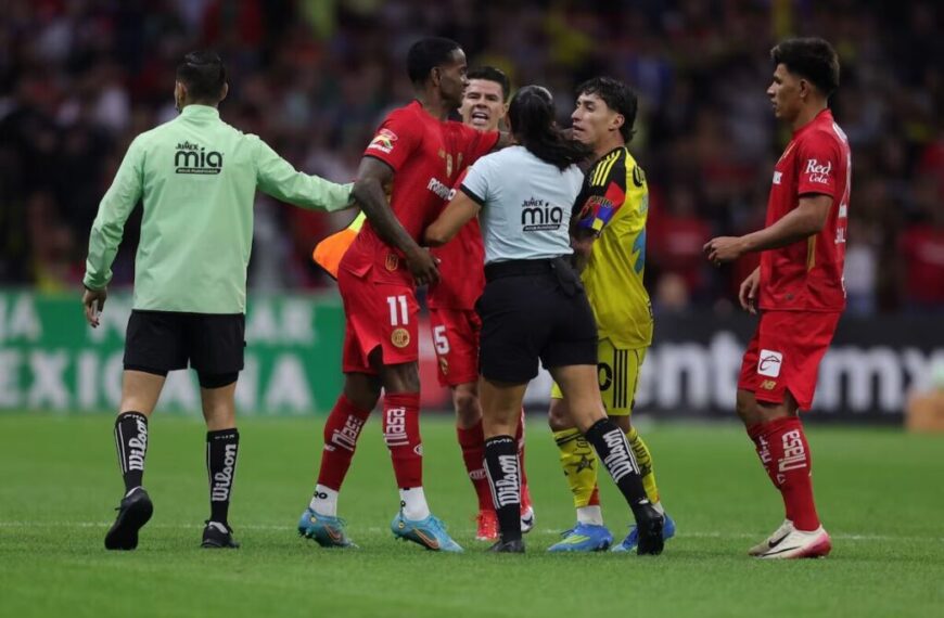 Castigo a Helinho, Antonio Mohamet y Henry Martín por bronca América-Toluca