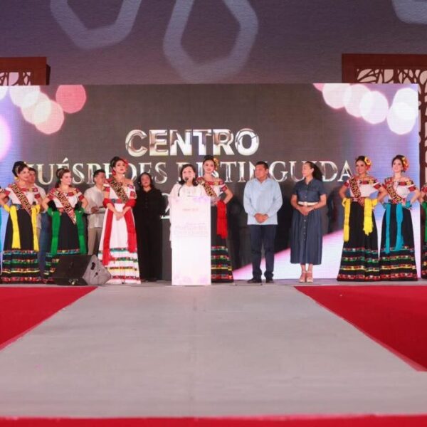 Declaran Huéspedes Distinguidas de Centro a las embajadoras de la Feria Tabasco 2026