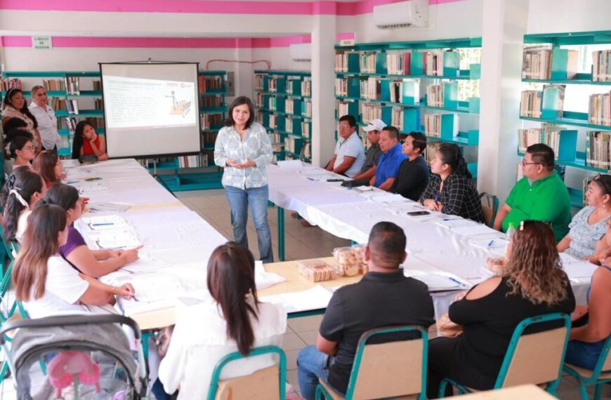 Arranca Centro +Seguro en colonia Casa Blanca con alumbrado, mural comunitario y servicios gratuitos