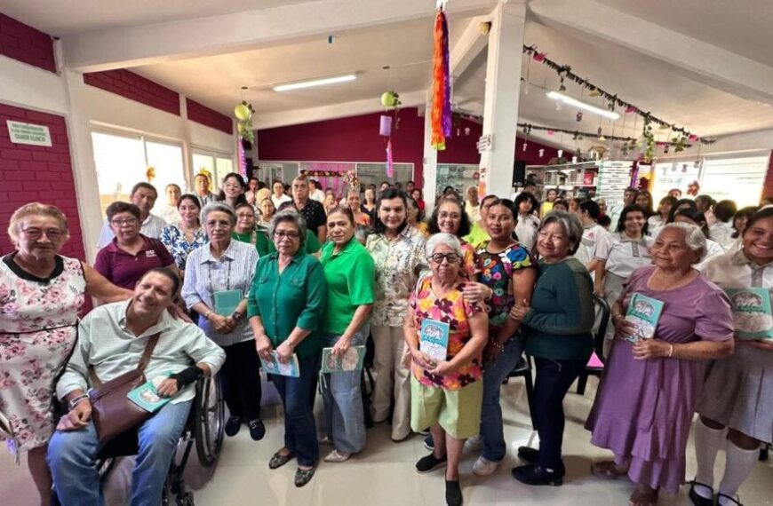 Celebra Osuna cuarto maratón de lectura en Villa Parrilla con adultos mayores y con jóvenes