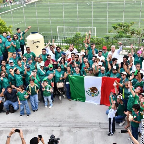El Centenario 27 de Febrero abrió sus puertas para que tabasqueñas y tabasqueños disfrutaran de la inauguración del Mundial