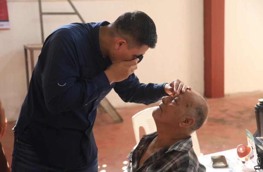 Glaucoma primera causa de ceguera permanente en México