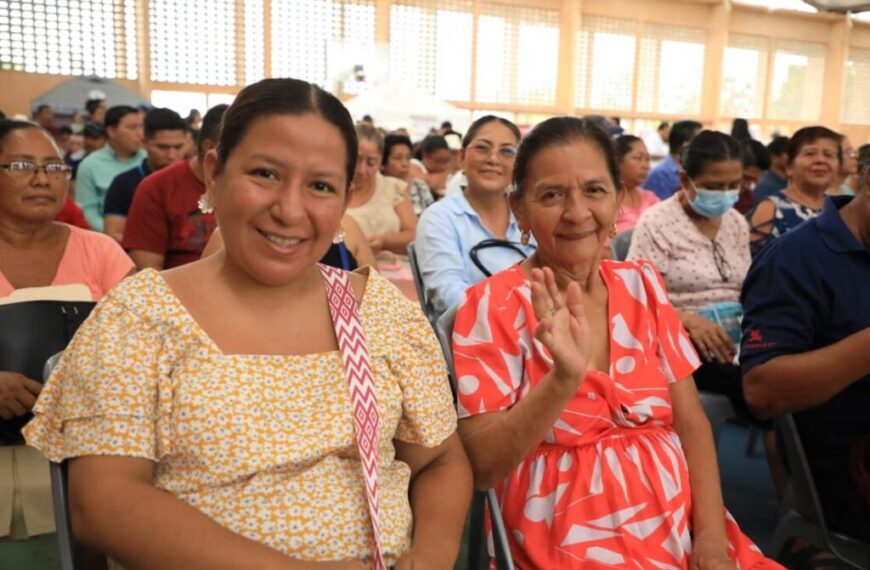 “No cualquier gobernador regresa a las comunidades a escuchar y atender al pueblo”: mujeres de Soyataco