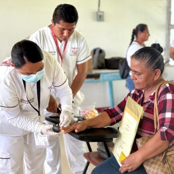 Vecinos de Tierra Colorada, reconocen y agradecen servicios y apoyos en Jornadas de Paz