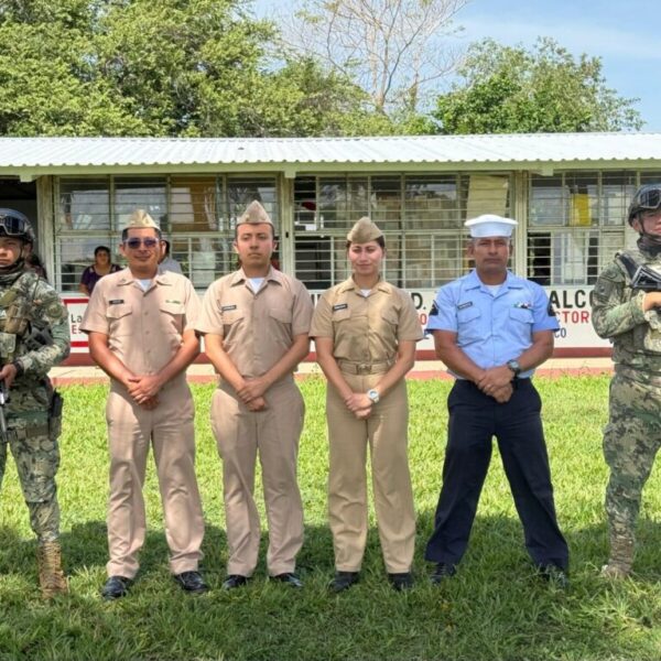 Caravana Acuática lleva salud y bienestar a comunidades ribereñas de Jonuta