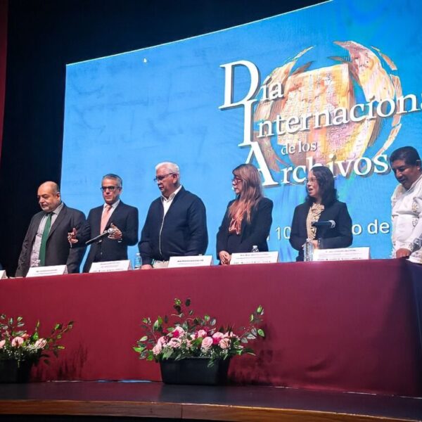 Reconoce Archivo General de la Nación a Centro por su desarrollo archivístico