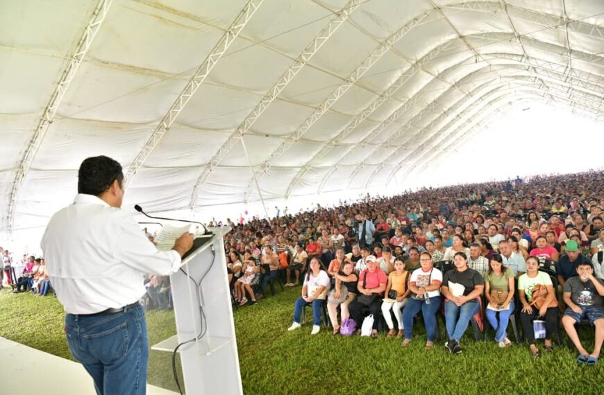 Gobierno del Pueblo suma a los programas de transformación a más de 4 mil 300 jefas y jefes de familia de Tacotalpa y Macuspana