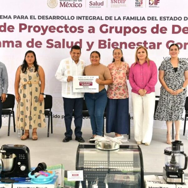 Entrega Gobierno del Pueblo equipamiento para impulsar microempresas en comunidades marginadas de Tabasco