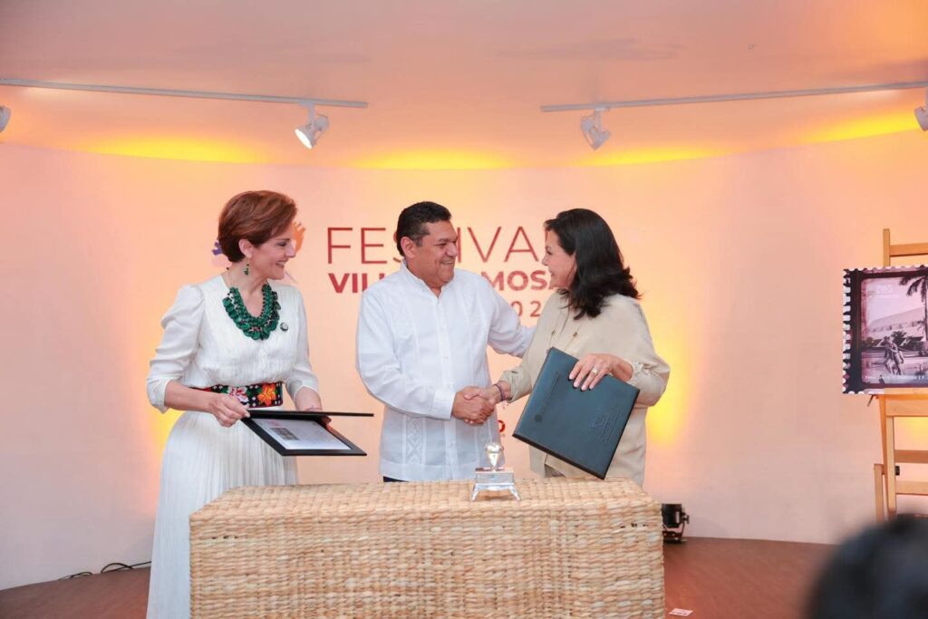 Inauguran el gobernador Javier May y la alcaldesa Yolanda Osuna el Festival Villahermosa 2026