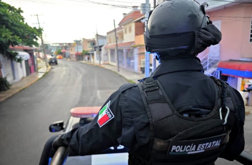 Gabinete de Seguridad reporta la detención de cuatro personas y aseguramiento de más de 400 dosis de droga, armamento y motocicletas