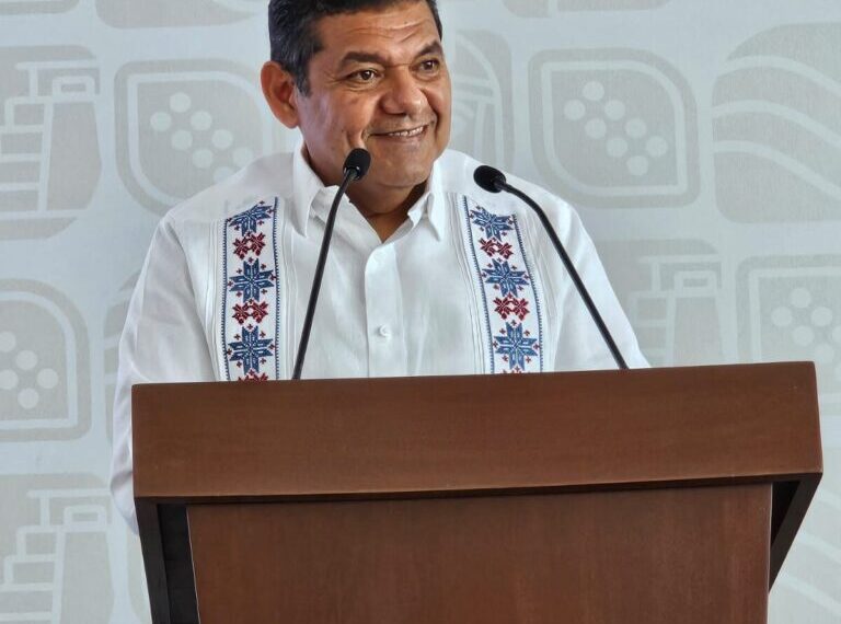 Se suma Gobierno de Tabasco a proyectos para fortalecer el desarrollo económico y logístico del Sureste, con el Tren Maya de carga: Javier May