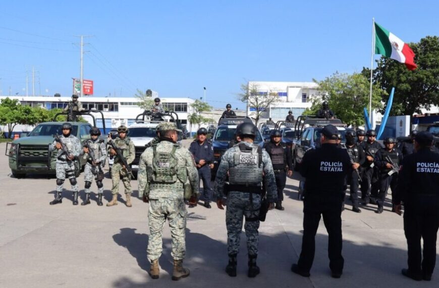 En operativos coordinados de seguridad, detienen a 14 personas y aseguran más de 65 mil litros de hidrocarburo