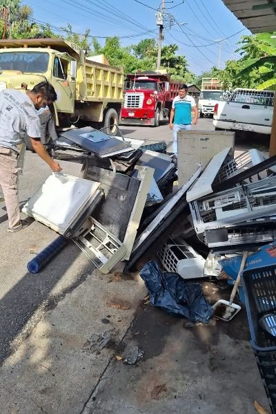 Inicia en Estancia Vieja descacharrización para la prevención del dengue, zika y chikungunya