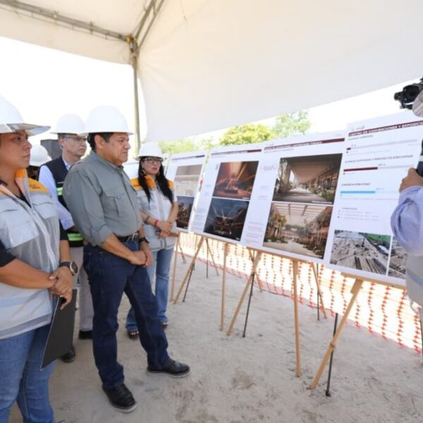 Supervisa Gobernador Javier May avances del nuevo Centro de Convenciones